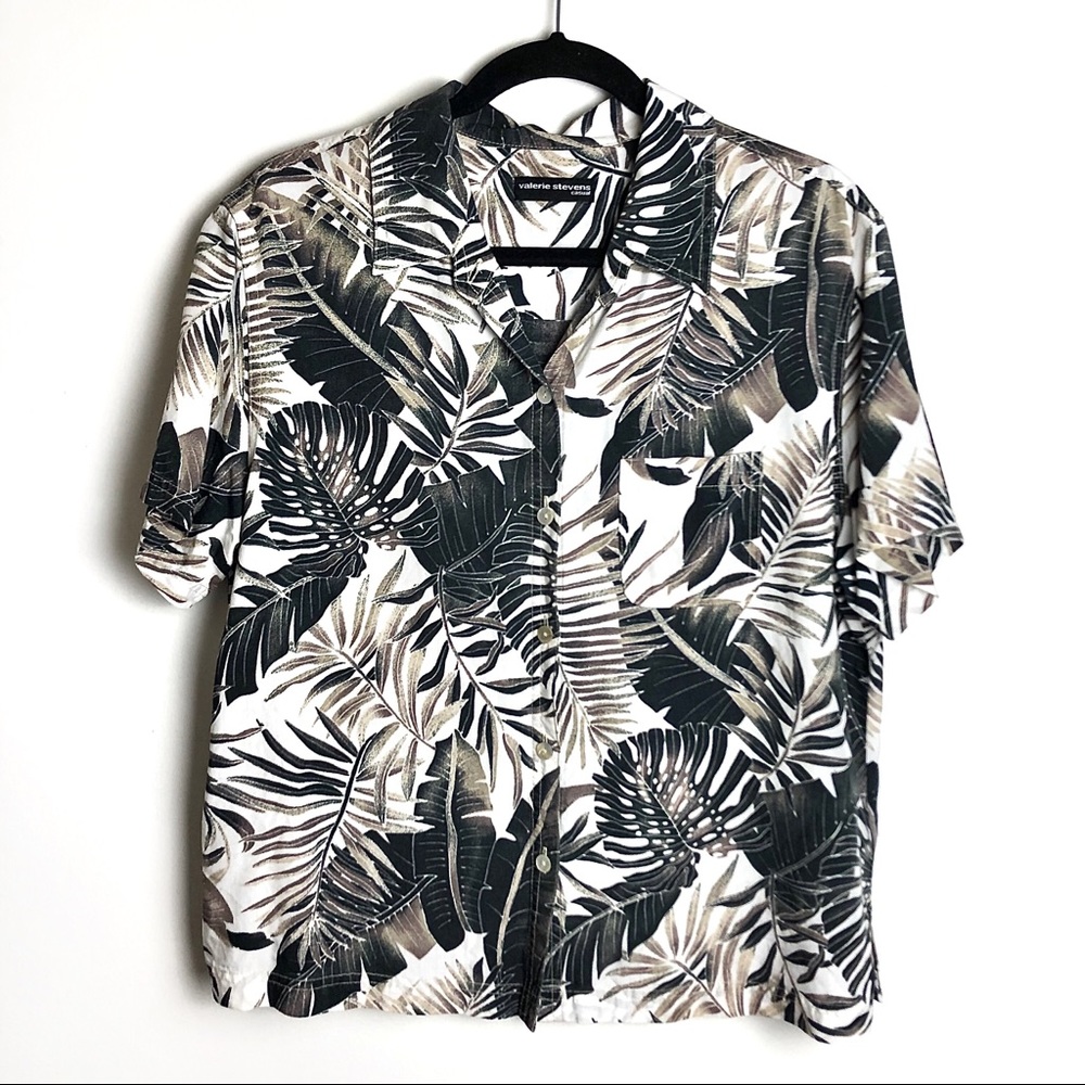 Valerie Stevens Dark Green & White Hawaiian Top